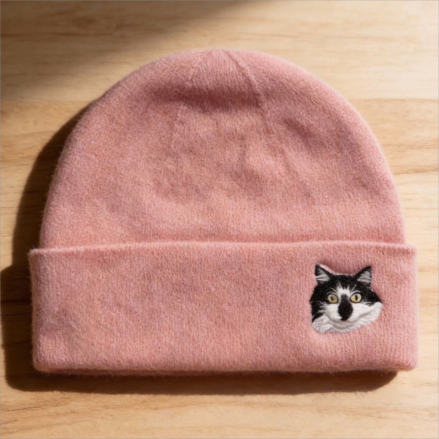 🧵 Custom Pet Portrait Wool Beanie – Hand-Felted Needle Art Hat